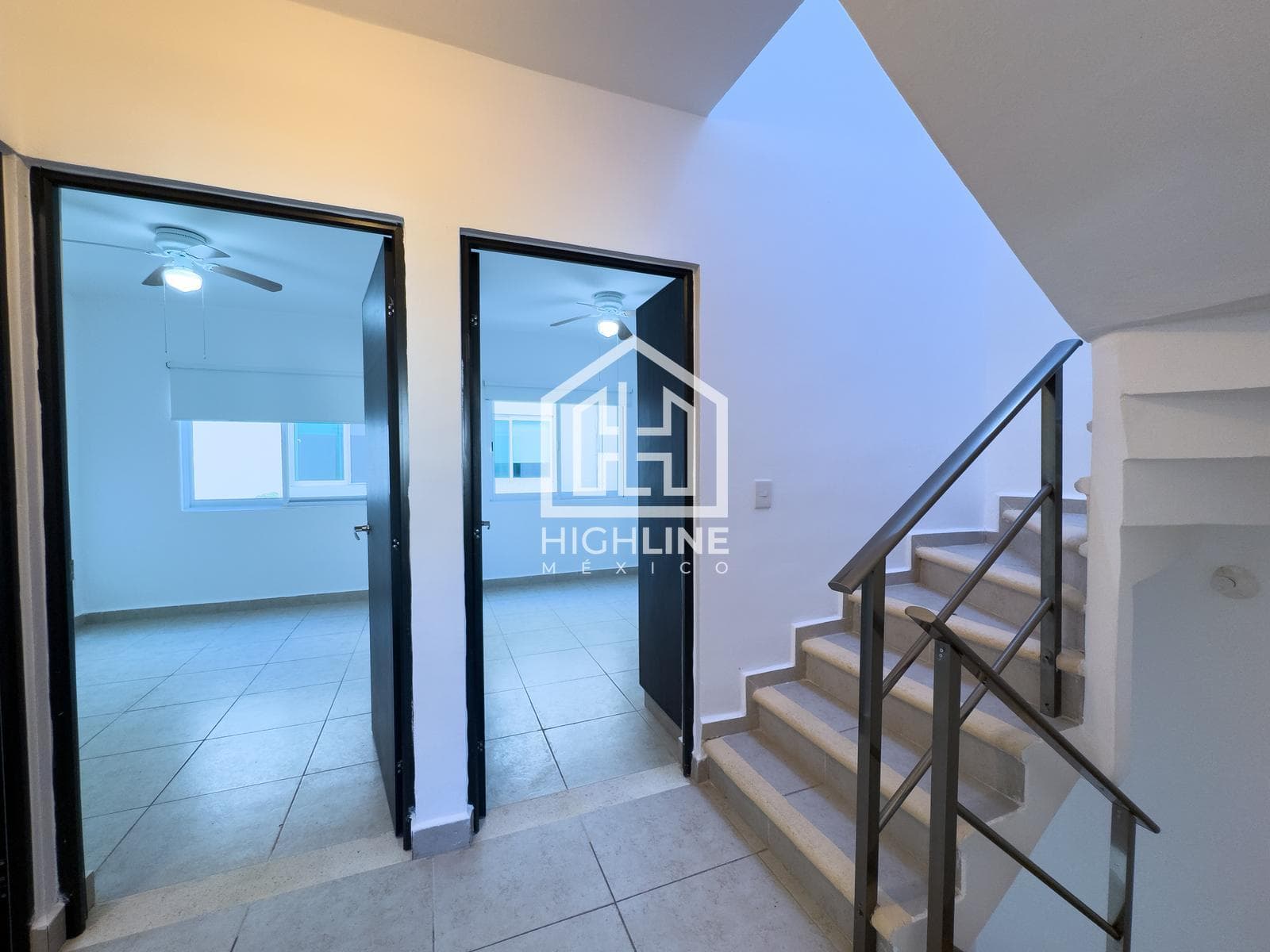 HOUSE / FOR SALE / 3 BEDROOMS / POOL AND GARDEN