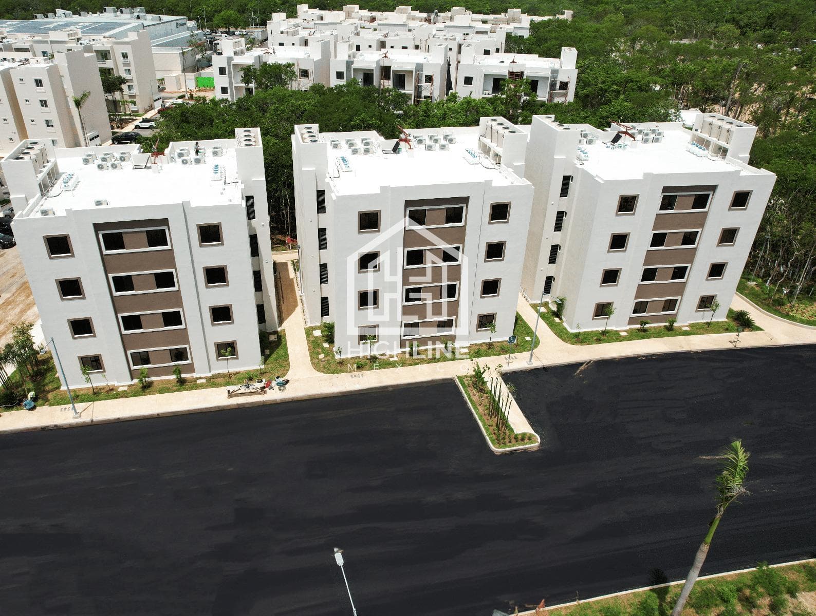 3-Bedroom Apartment in Playa del Carmen, 10 Minutes from the Beach