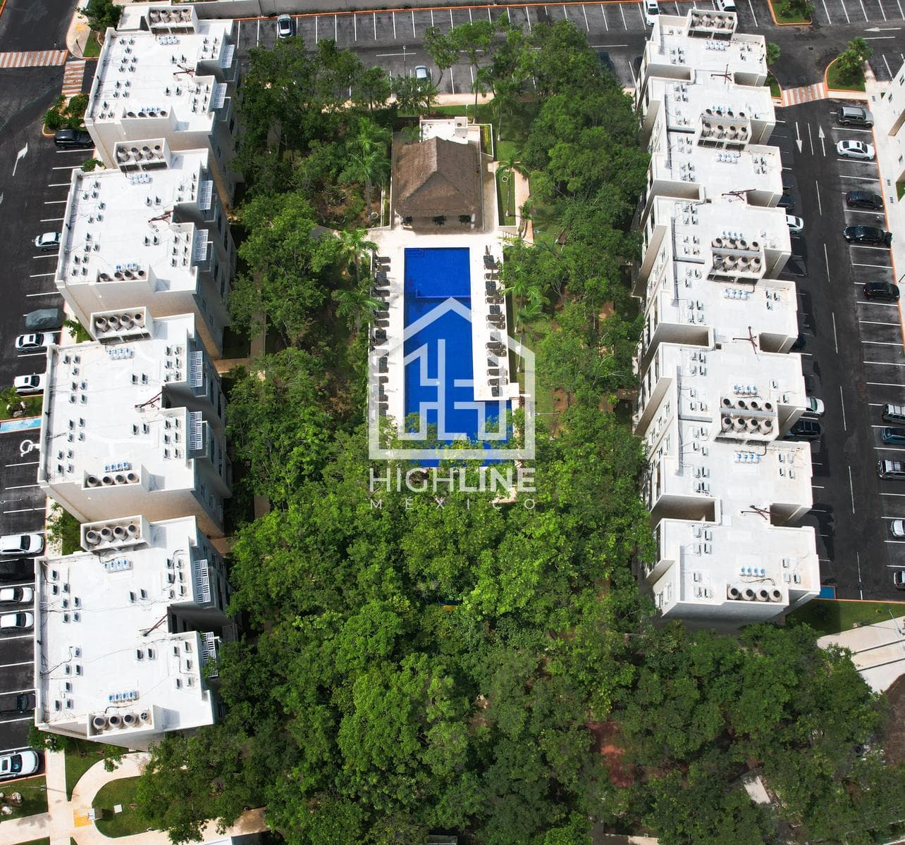 3-Bedroom Apartment in Playa del Carmen, 10 Minutes from the Beach