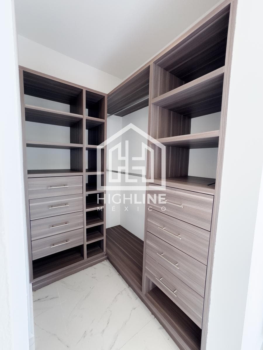 3-BEDROOM HOUSE / TULUM / 2 MINUTES FROM A NEW SHOPPING CENTER / 10 MINUTES FROM THE BEACH / ROI.