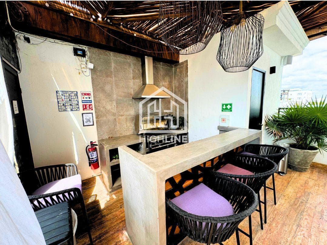 1-BEDROOM APARTMENT / JUST STEPS FROM THE OCEAN / AVAILABLE IMMEDIATELY / PLAYA DEL CARMEN / ROI.