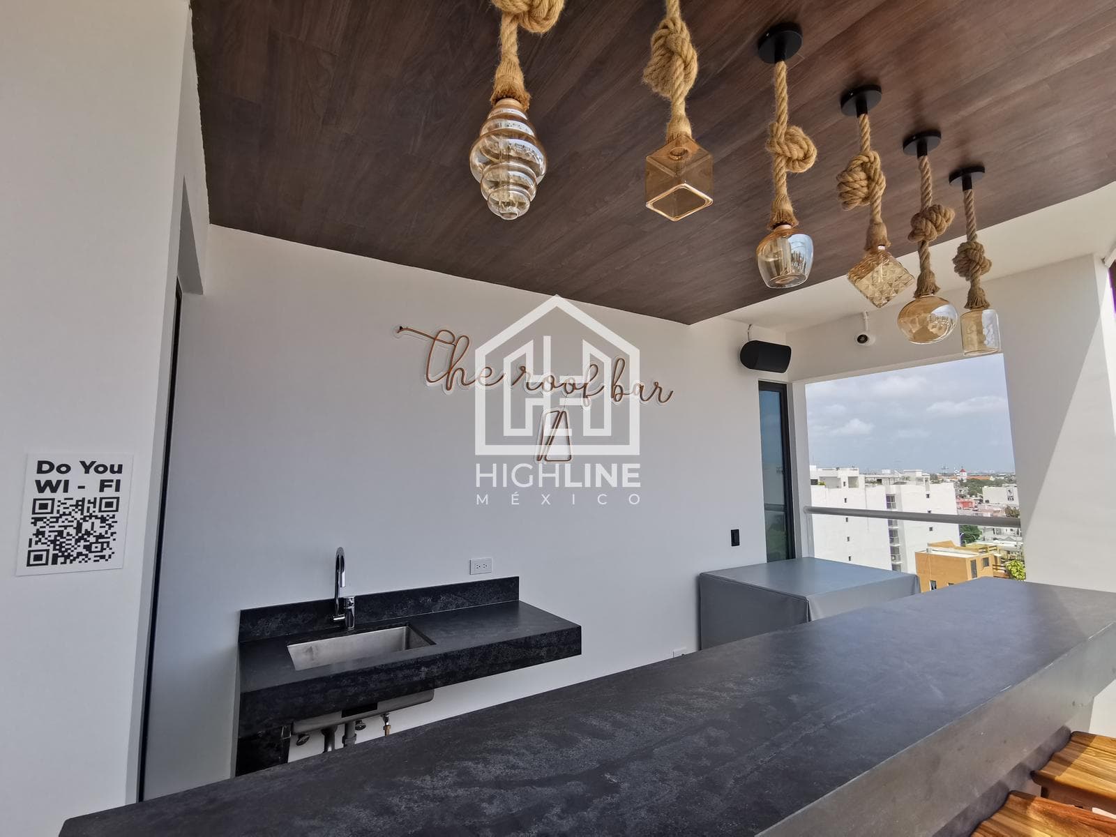 1-BEDROOM APARTMENT / FOR SALE / JUST STEPS FROM THE BEACH / FURNISHED.
