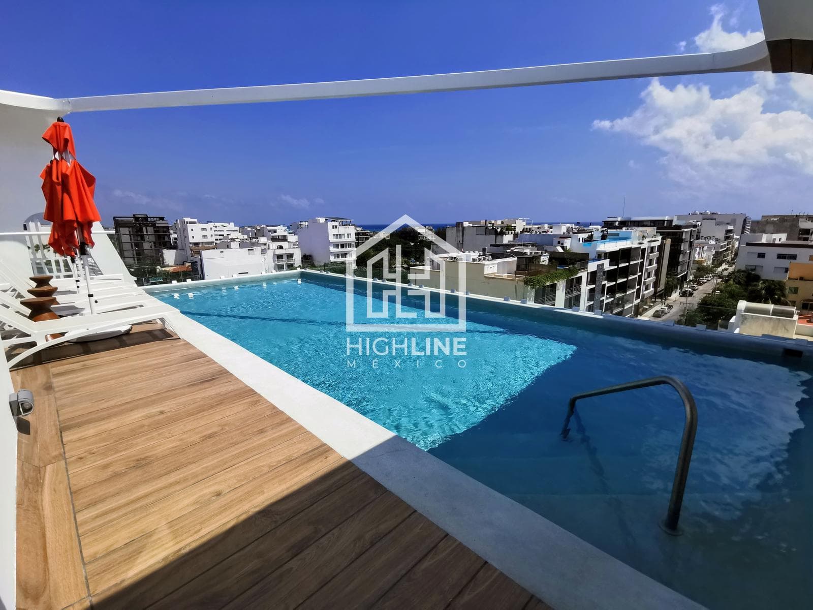 1-BEDROOM APARTMENT / FOR SALE / JUST STEPS FROM THE BEACH / FURNISHED.