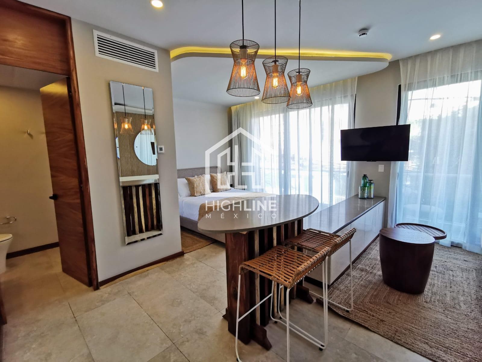 1-BEDROOM APARTMENT / FOR SALE / JUST STEPS FROM THE BEACH / FURNISHED.