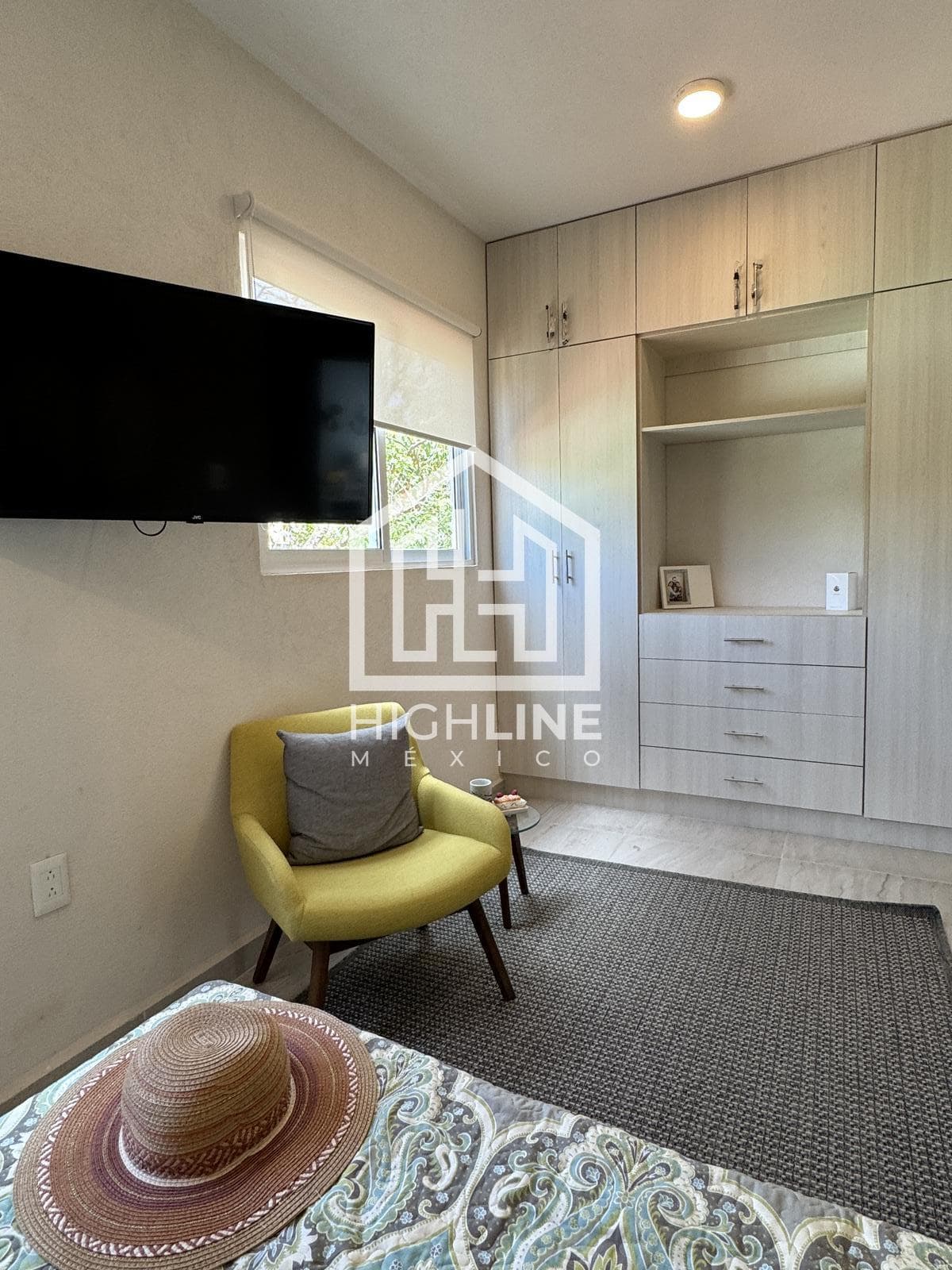 3-Bedroom House for Sale in Playa del Carmen with a Clubhouse and Barbecue Areas
