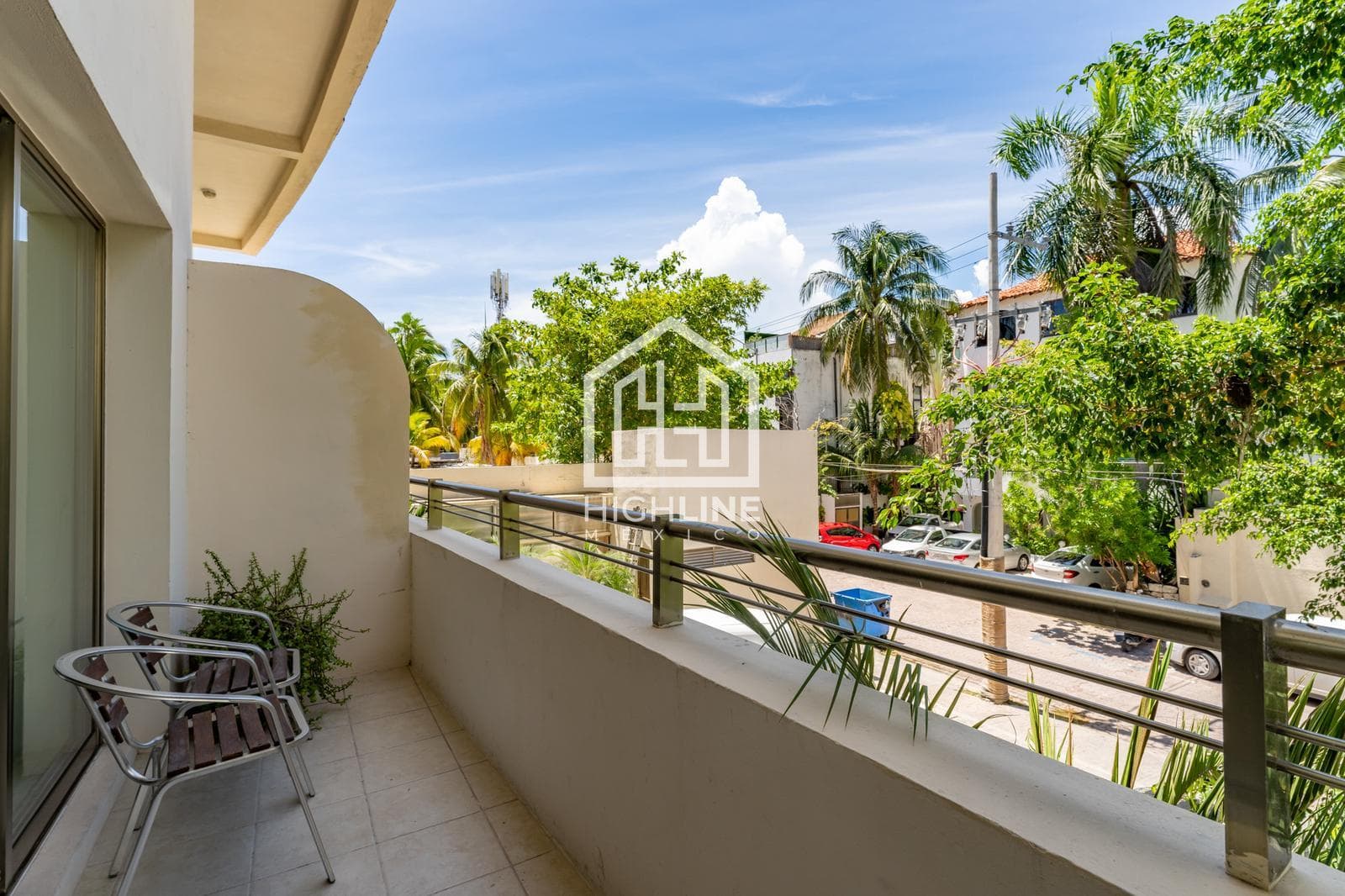 Beachfront Condo for Sale in Playa del Carmen, Resale