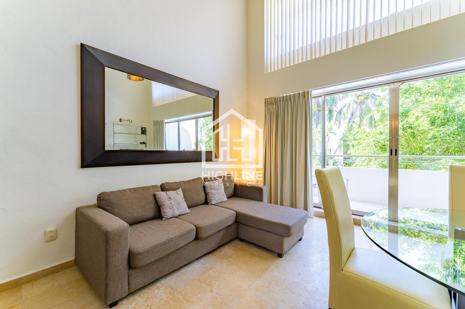 Beachfront Condo for Sale in Playa del Carmen, Resale