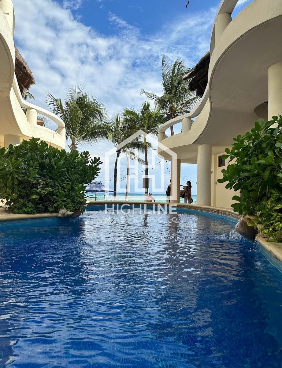 Beachfront Condo for Sale in Playa del Carmen, Resale
