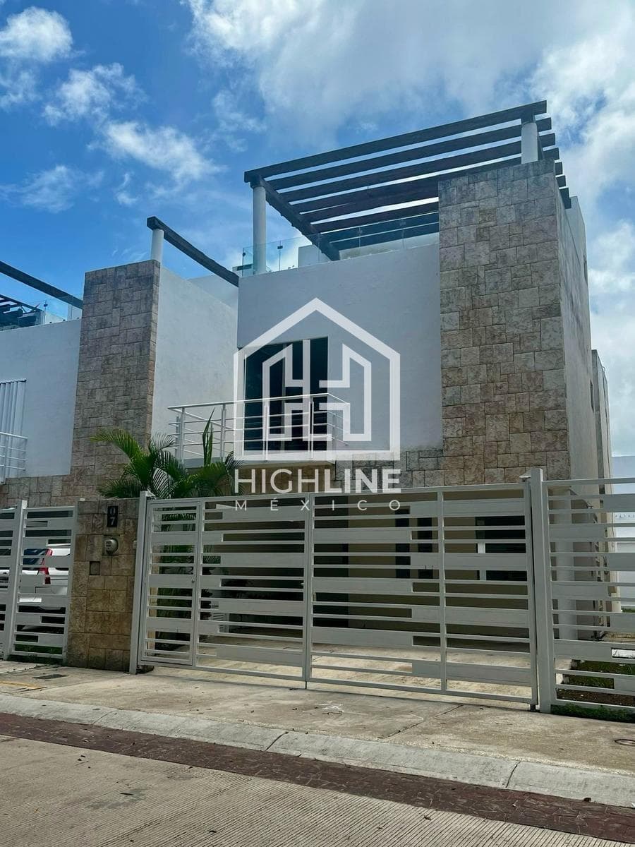 House for Sale in Bali—3 Bedrooms—With Jacuzzi—Sport Club