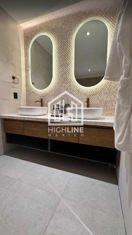 3-Bedroom Apartment for Sale in PlayaCar, Playa del Carmen Business Center
