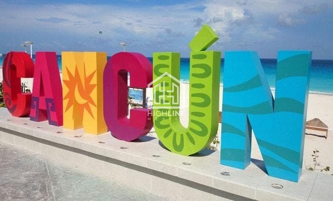 APARTMENT WITH BALCONY FOR SALE. SOUTH CANCÚN. POOL, ROOFTOP, GYM.