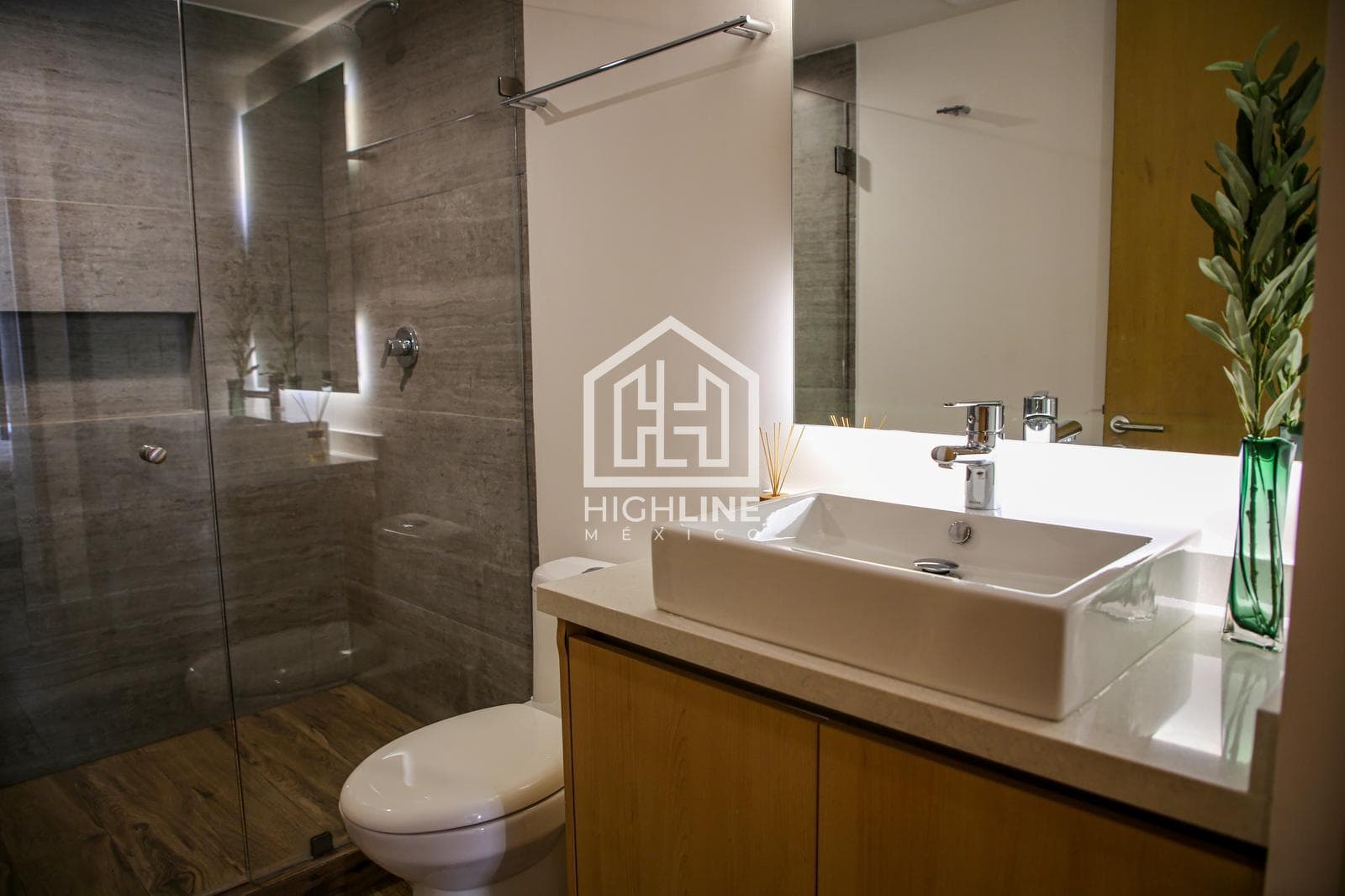 1-BEDROOM APARTMENT / FOR SALE / 4 CALLES DEL MAR / GYM / ROOFTOP WITH POOL.