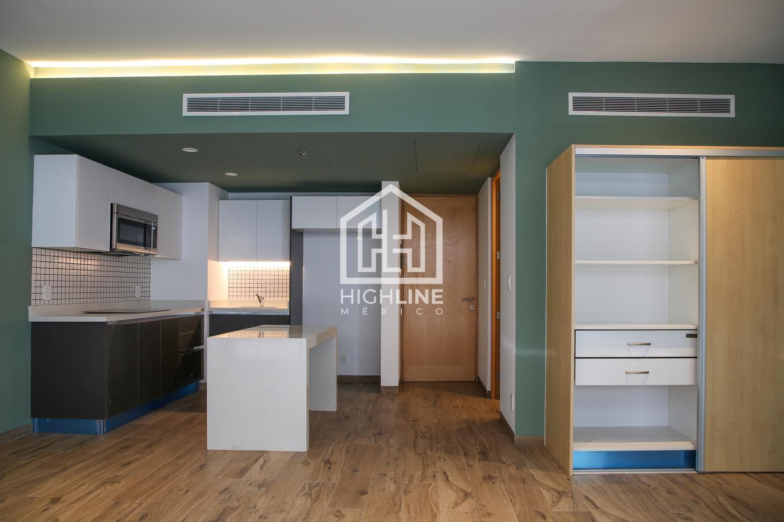 1-BEDROOM APARTMENT / FOR SALE / 4 CALLES DEL MAR / GYM / ROOFTOP WITH POOL.