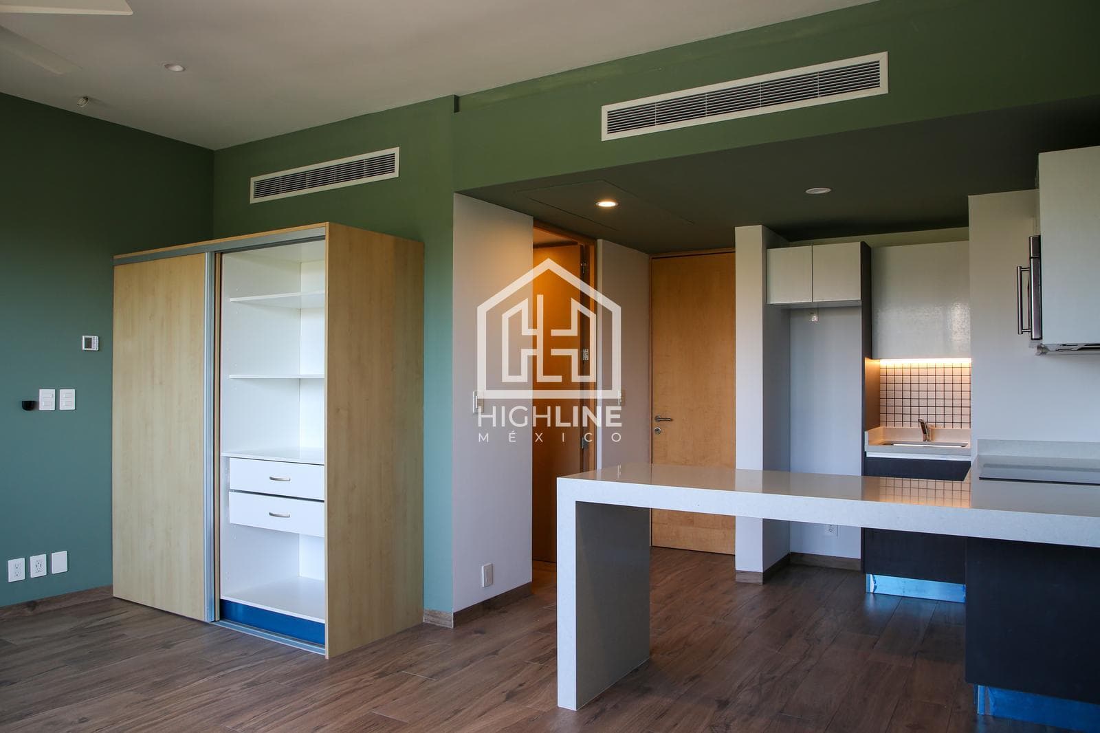 1-BEDROOM APARTMENT / FOR SALE / 4 CALLES DEL MAR / GYM / ROOFTOP WITH POOL.