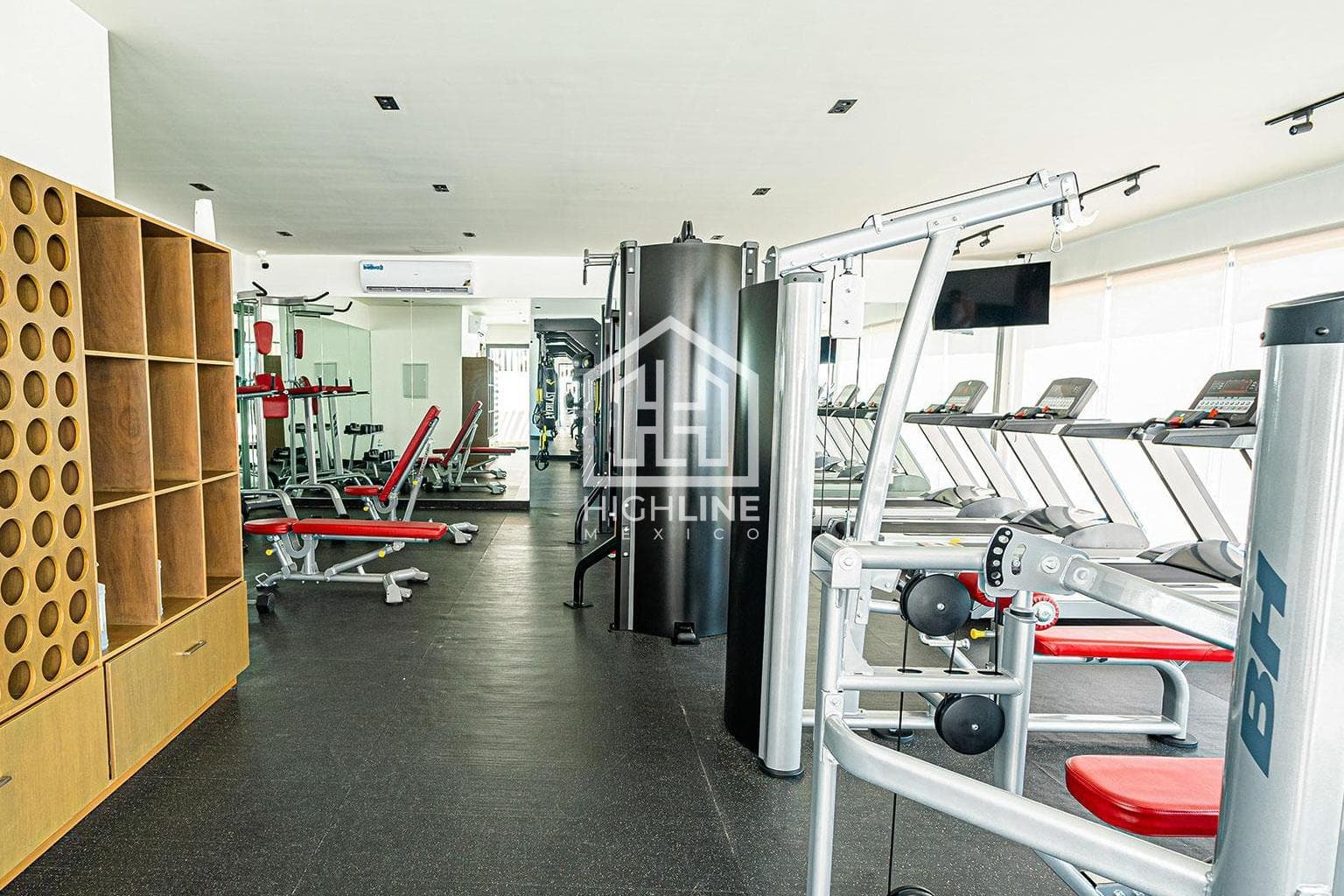 Apartment for sale in Playa del Carmen, 4 bedrooms, with a pool and an excellent view