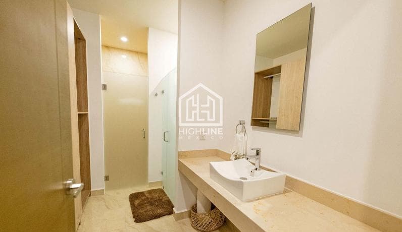 Apartment for sale in Playa del Carmen, 2 bedrooms, with a pool and an excellent view