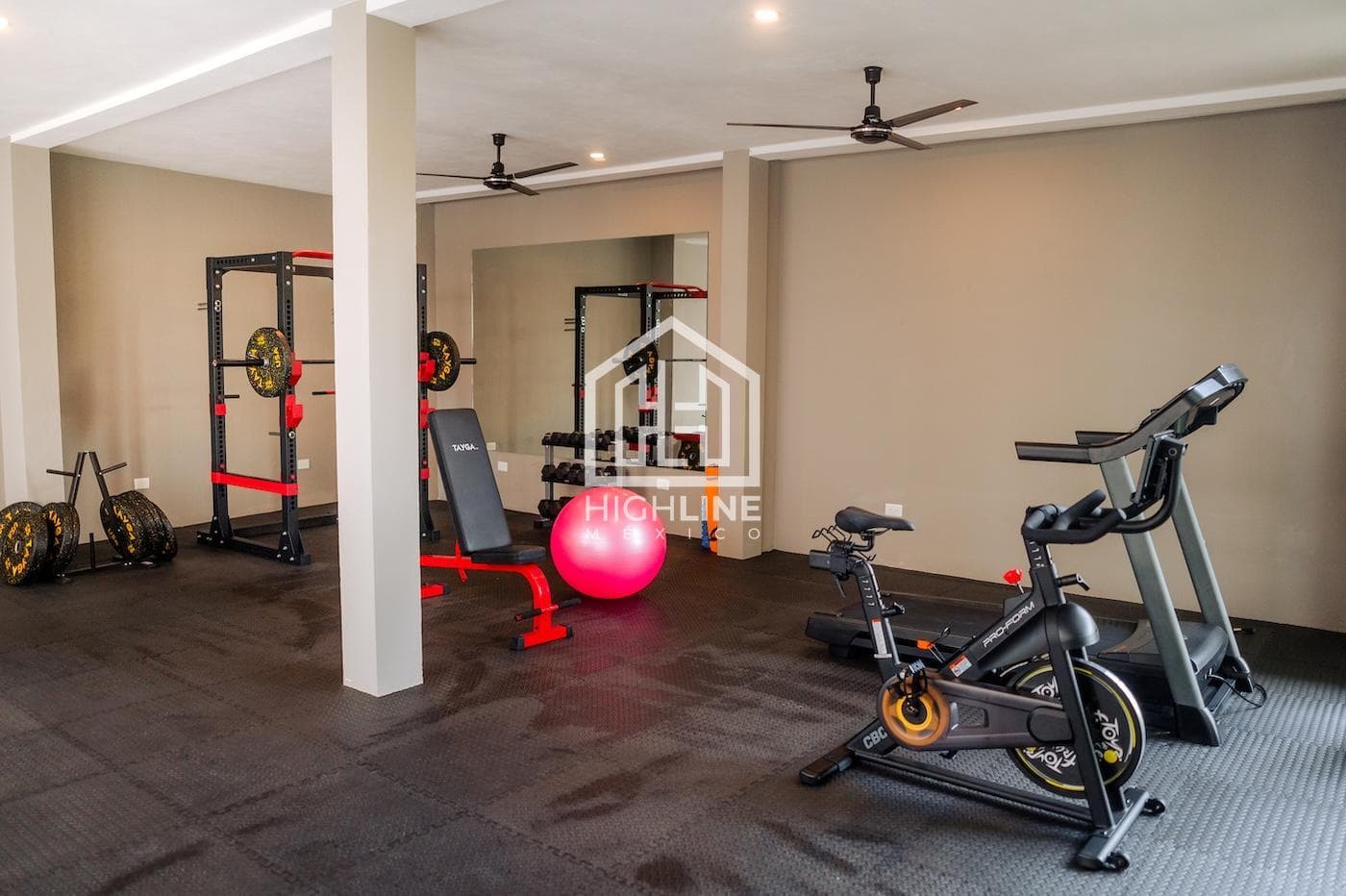 APARTMENT FOR SALE IN TULUM: 1 BEDROOM, SWIMMING POOL, YOGA, 10 MINUTES FROM THE BEACH