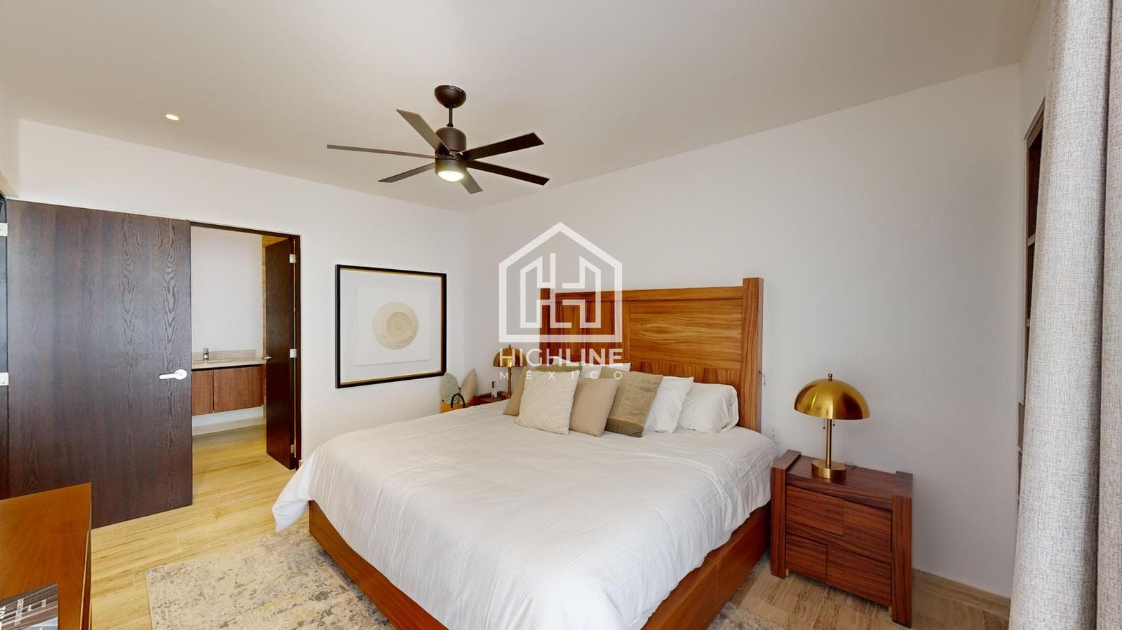1-BEDROOM APARTMENT / 5 BLOCKS FROM THE OCEAN / GREAT OPPORTUNITY / APPRECIATION POTENTIAL / PREMIUM AMENITIES / HIGH RETURNS.
