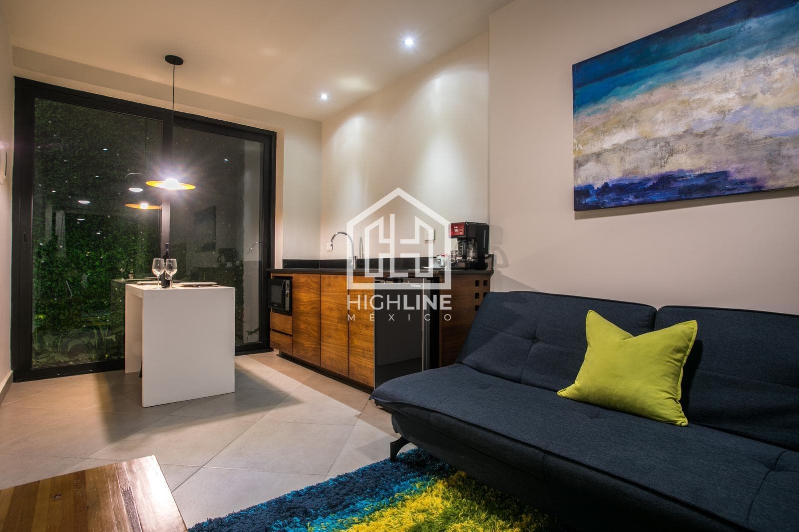 1-BEDROOM APARTMENT / FOR SALE / READY TO MOVE IN / 5TH AVENUE, JUST STEPS FROM THE BEACH / ROI.