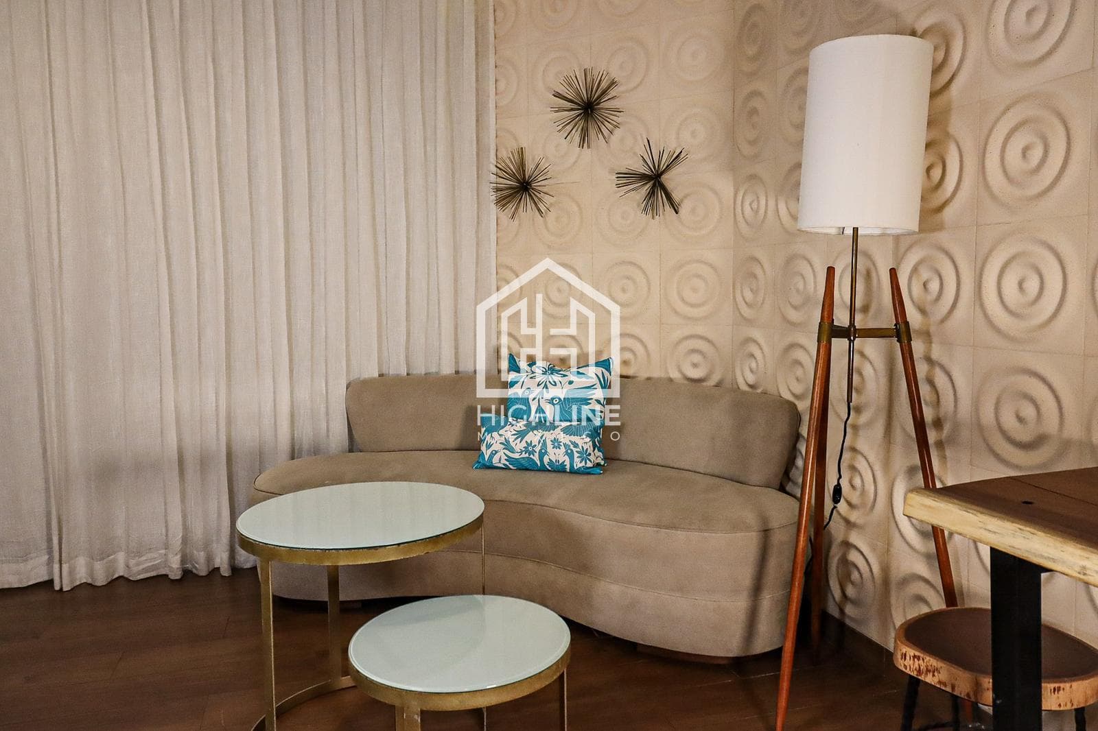 APARTMENT FOR SALE / JUST STEPS FROM THE BEACH / CONDO-HOTEL WITH A PROVEN TRACK RECORD / ROI