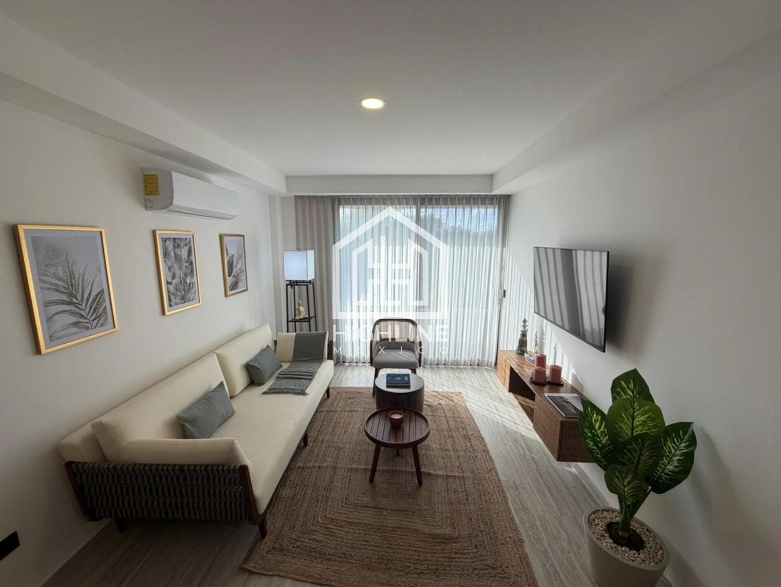 1-Bedroom Apartment in Downtown Playa del Carmen—Available Now