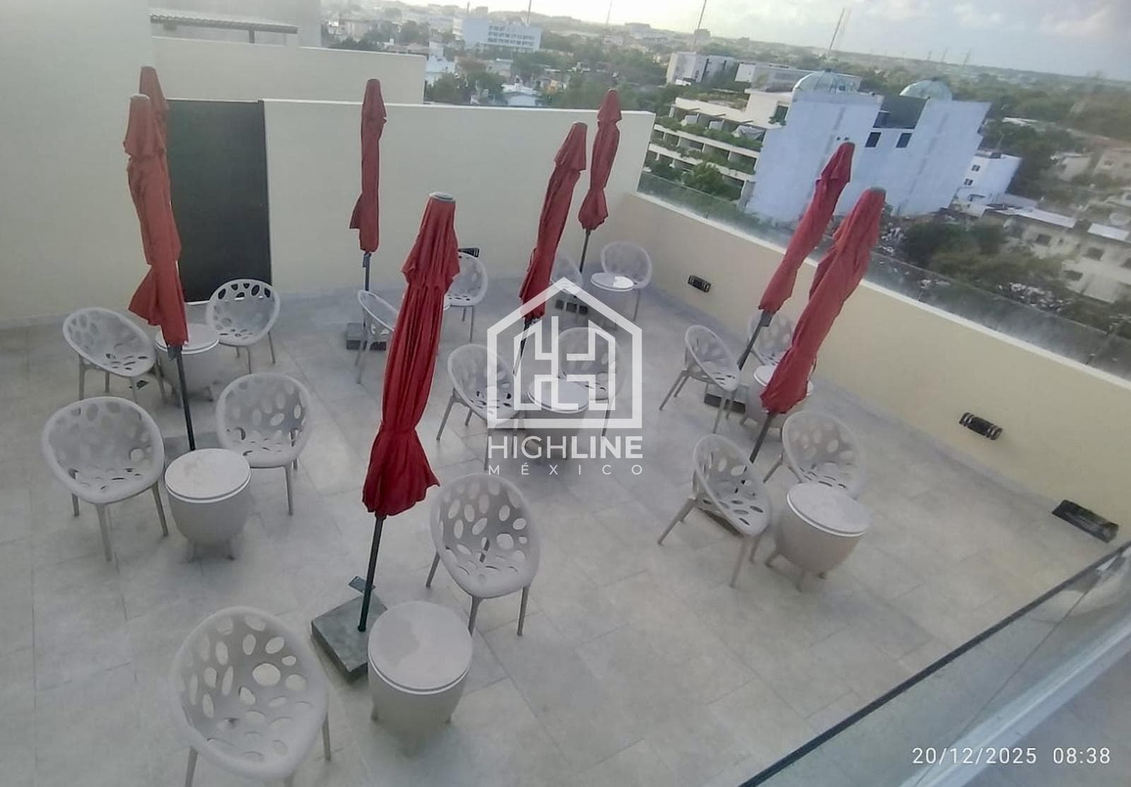 1-Bedroom Apartment in Downtown Playa del Carmen—Available Now
