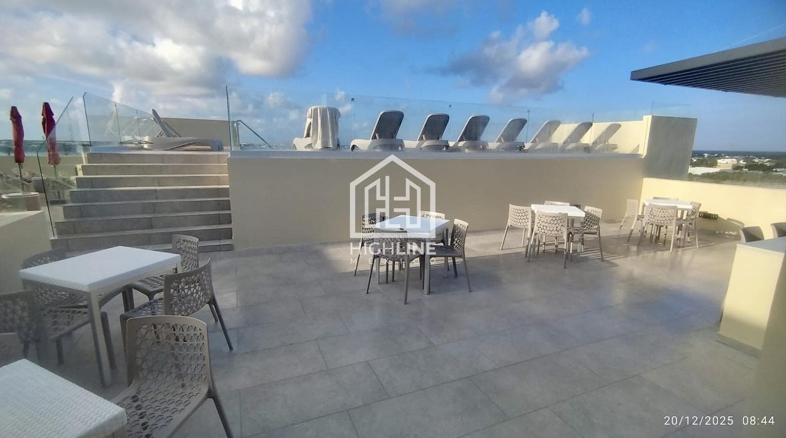 1-Bedroom Apartment in Downtown Playa del Carmen—Available Now