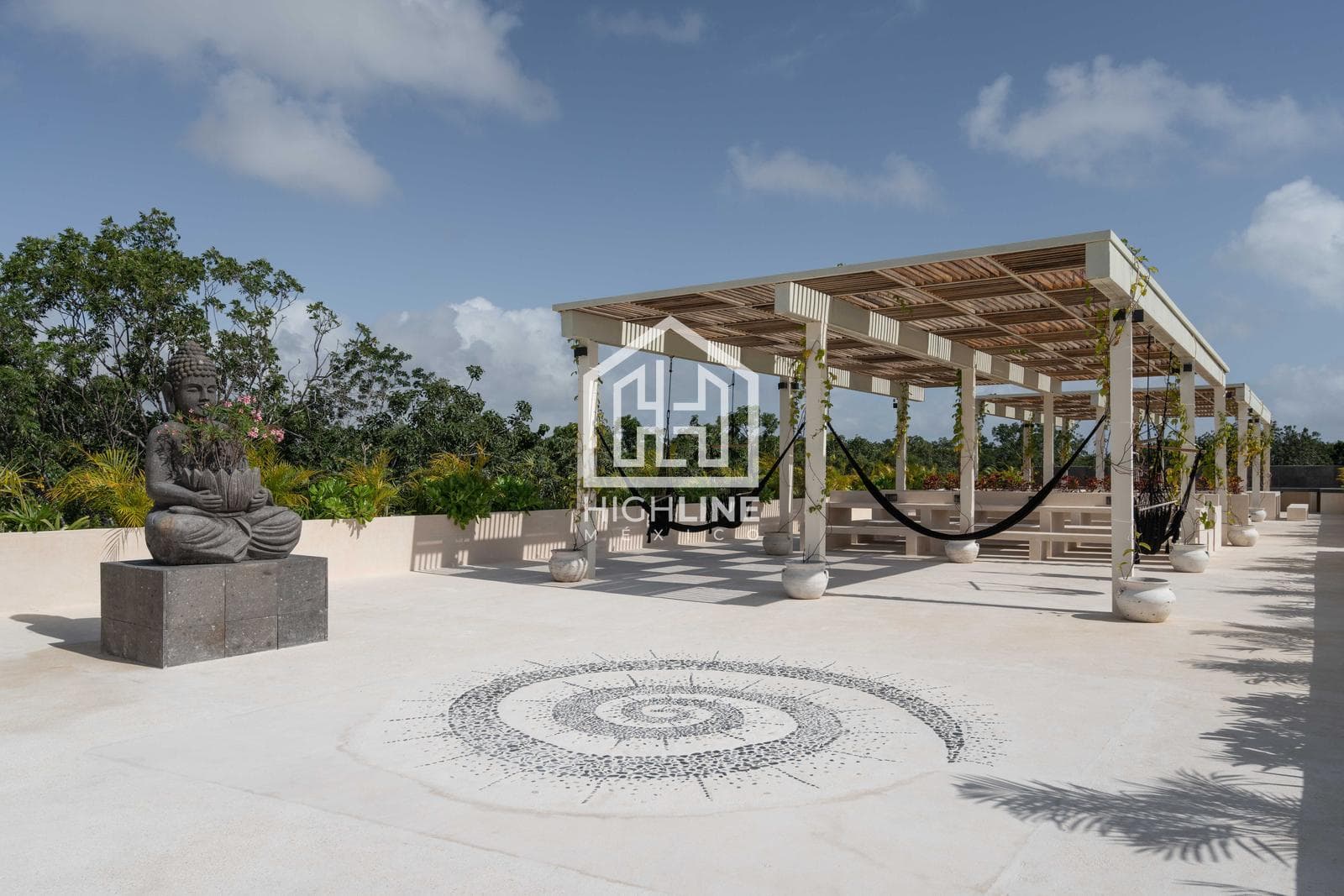 1-bedroom apartment for sale with a pool and pet-friendly policy