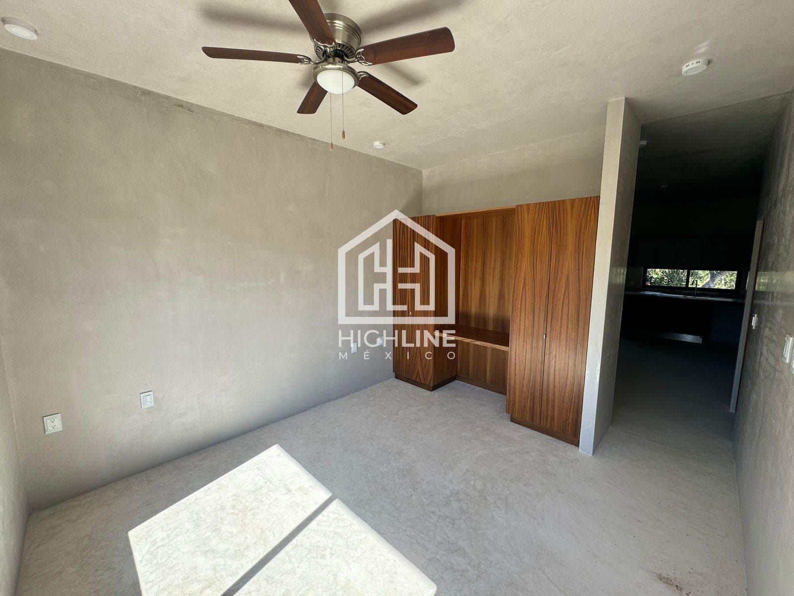 For sale: 82-square-meter studio-style penthouse in Region 15, Tulum, 7 minutes from the beach