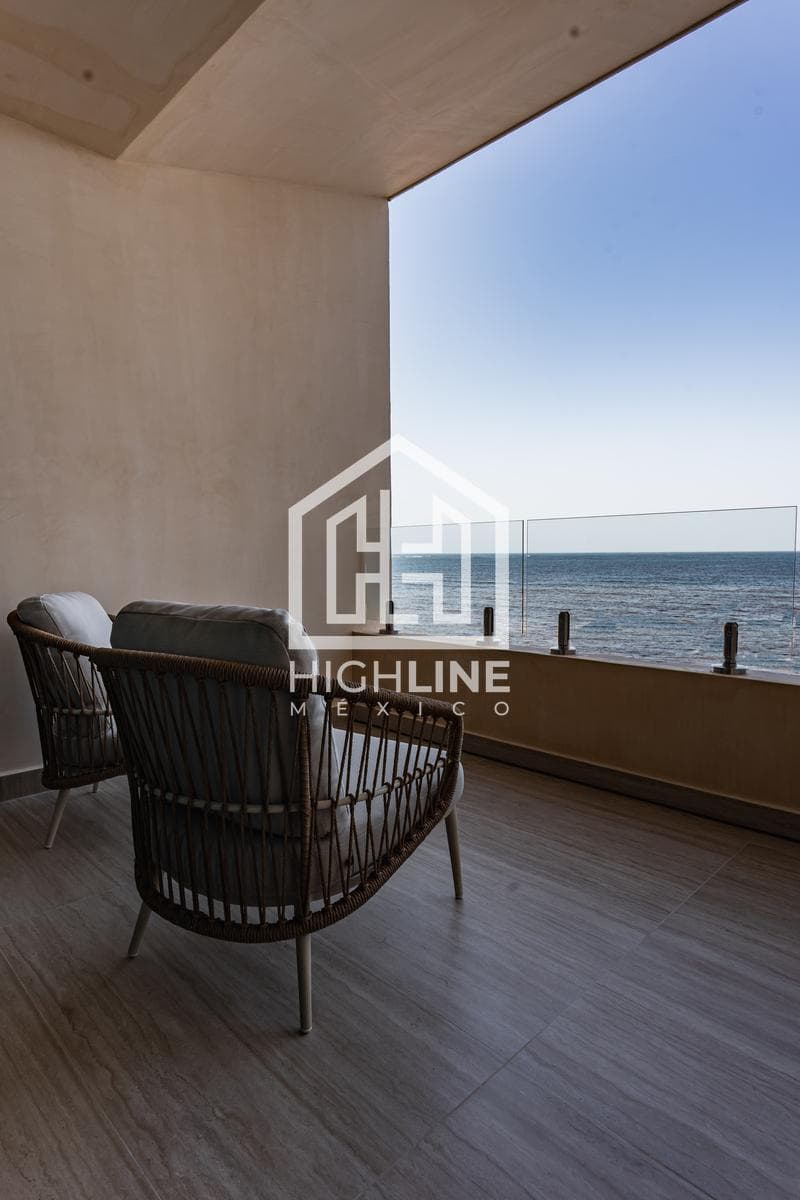FOR SALE: 1-BEDROOM LOFT IN PUERTO MORELOS WITH A POOL AND GYM