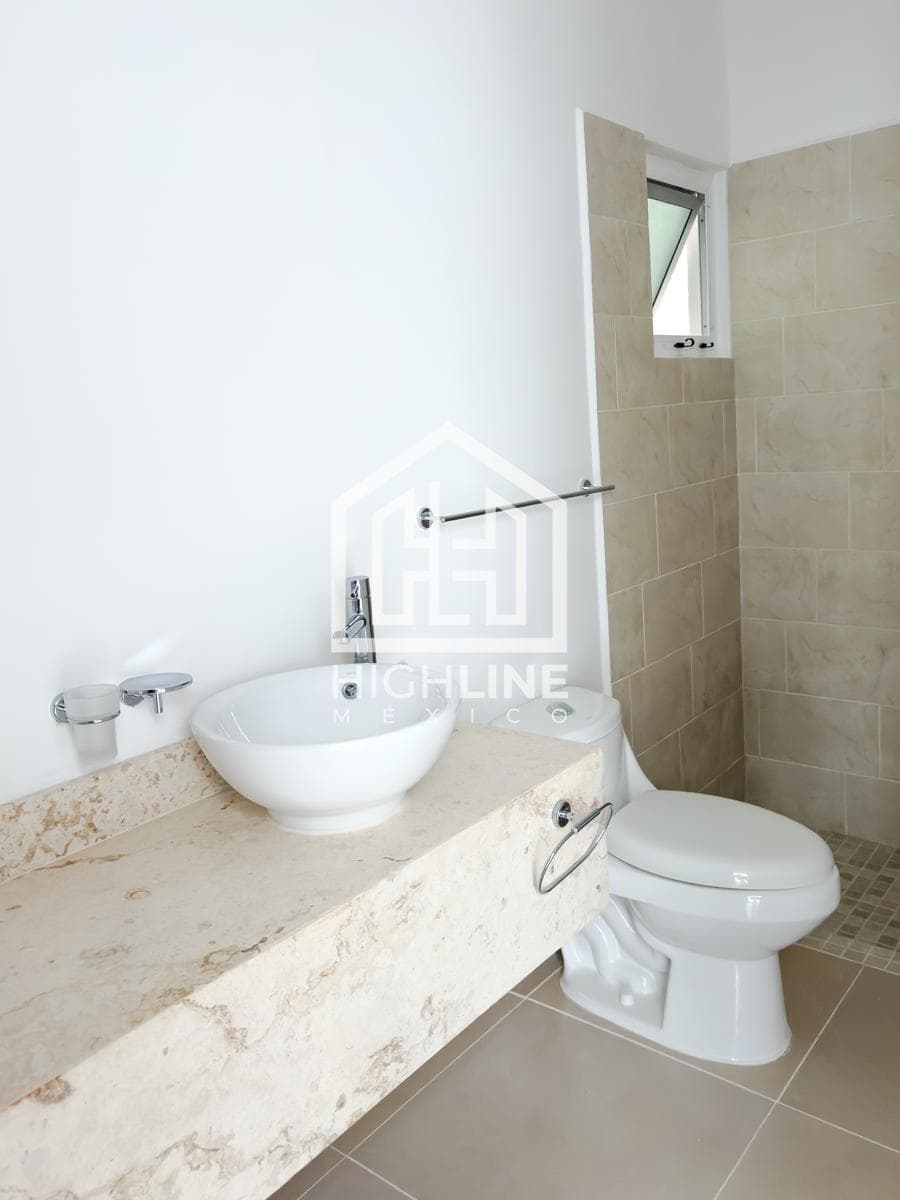 2-BEDROOM APARTMENT / FOR SALE / 5 MINUTES FROM THE BEACH / PRIVATE ROOF / ROI.