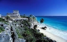 APARTMENT FOR SALE IN TULUM: 1 BEDROOM WITH CENTRAL GARDEN AND BAR
