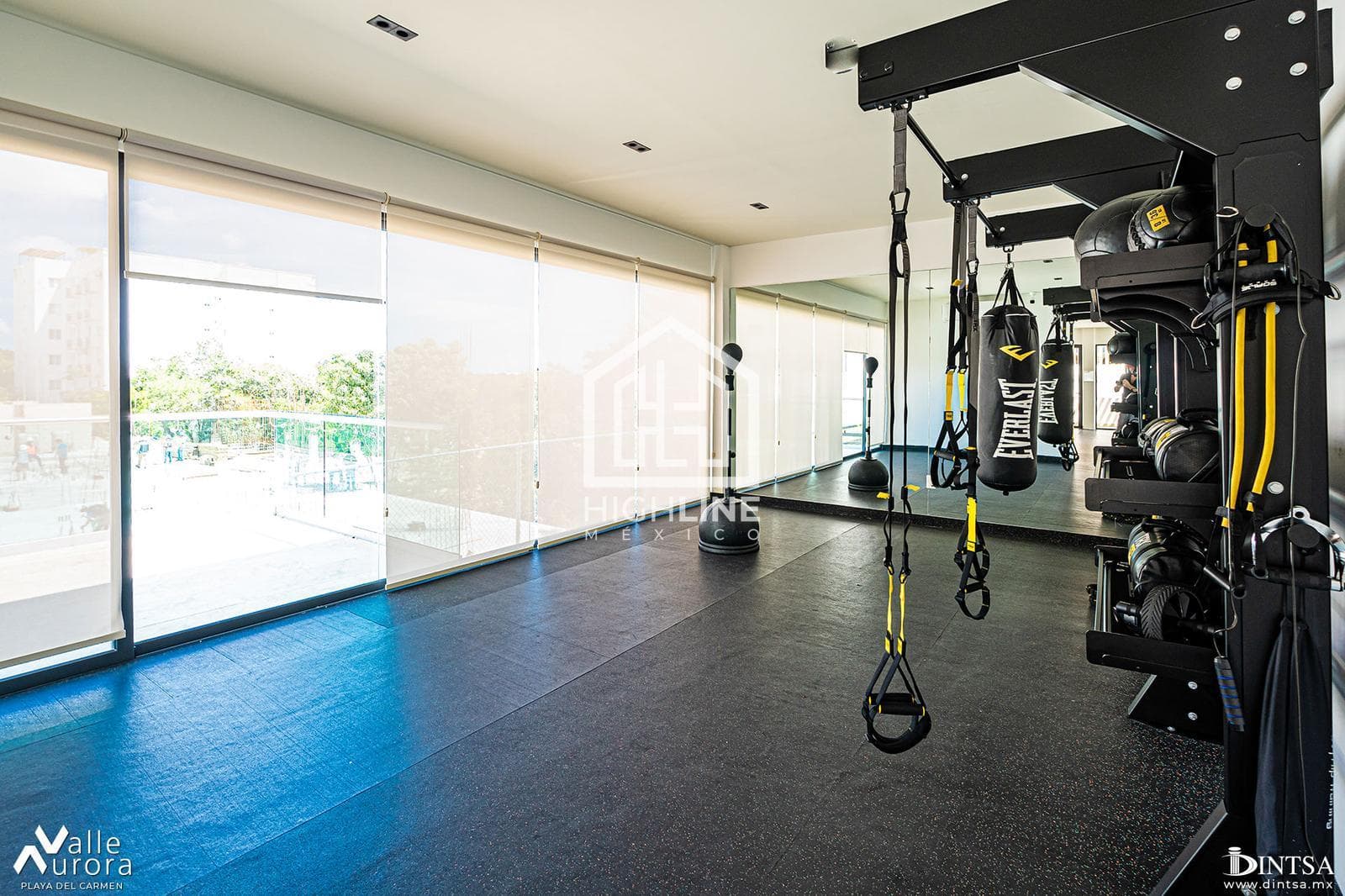 2-BEDROOM APARTMENT FOR SALE IN CANCÚN WITH POOLS AND A GYM