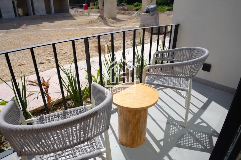 3-Bedroom Apartment with Rooftop Deck for Sale in Playa del Carmen, with Pool