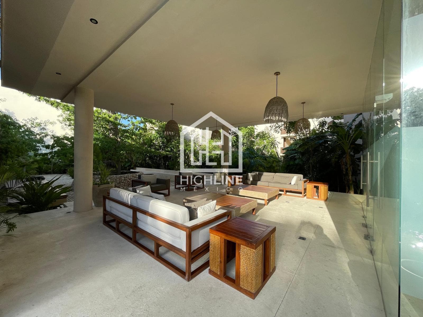 For sale: 1-bedroom apartment in Tulum with a pool, lobby, 24/7 front desk, and pet-friendly policy