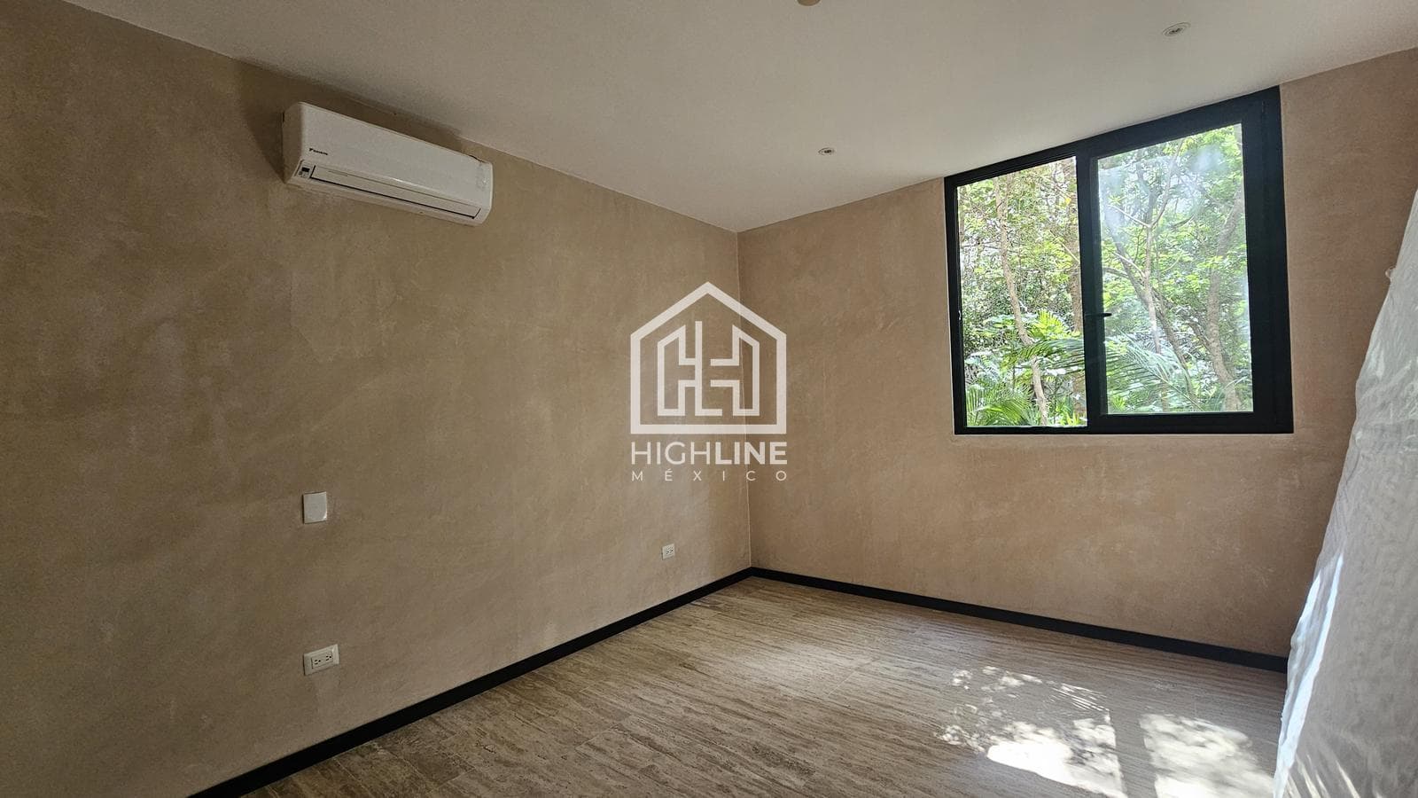 For sale: 1-bedroom apartment in Tulum with a pool, lobby, 24/7 front desk, and pet-friendly policy