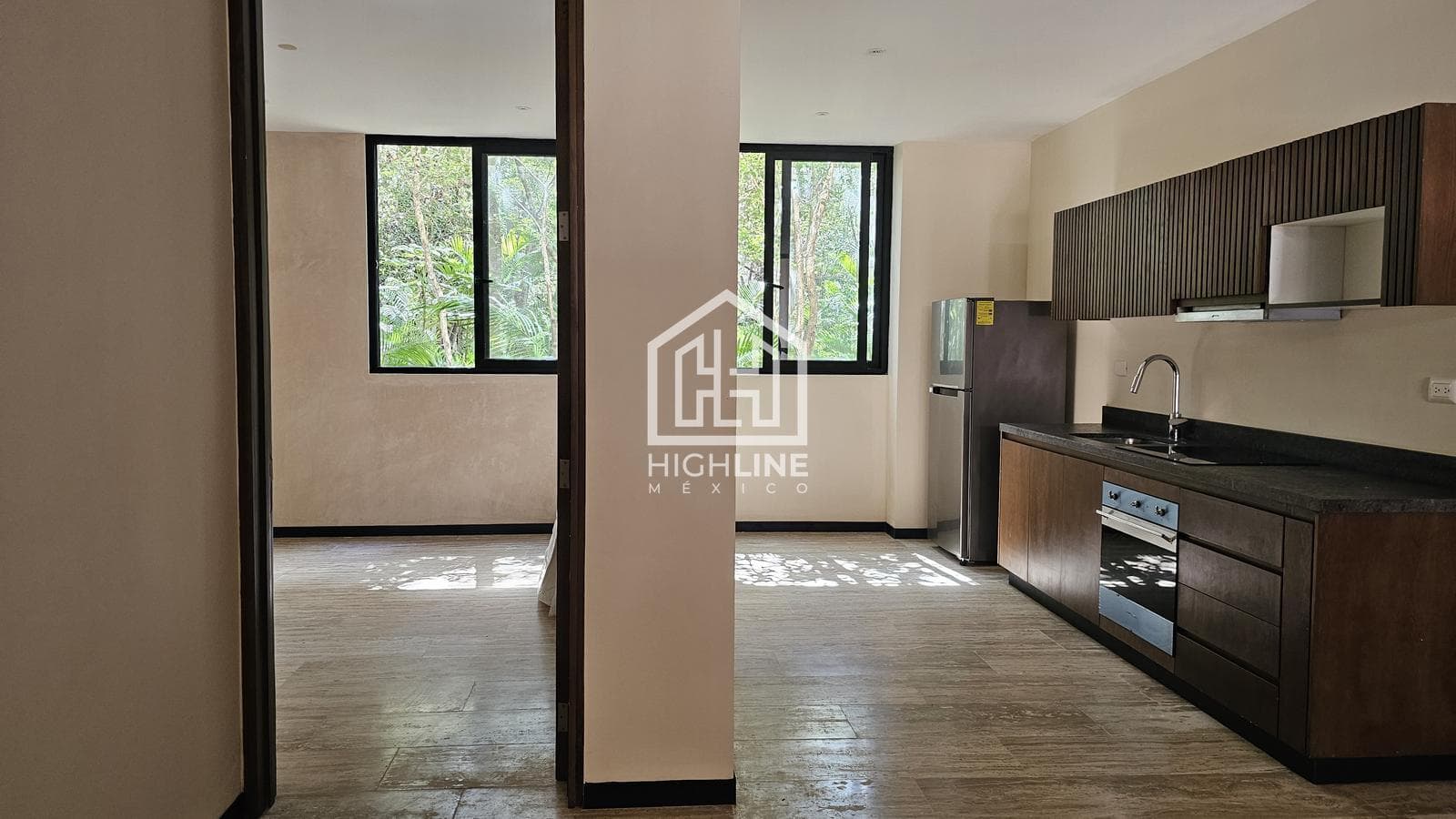 For sale: 1-bedroom apartment in Tulum with a pool, lobby, 24/7 front desk, and pet-friendly policy