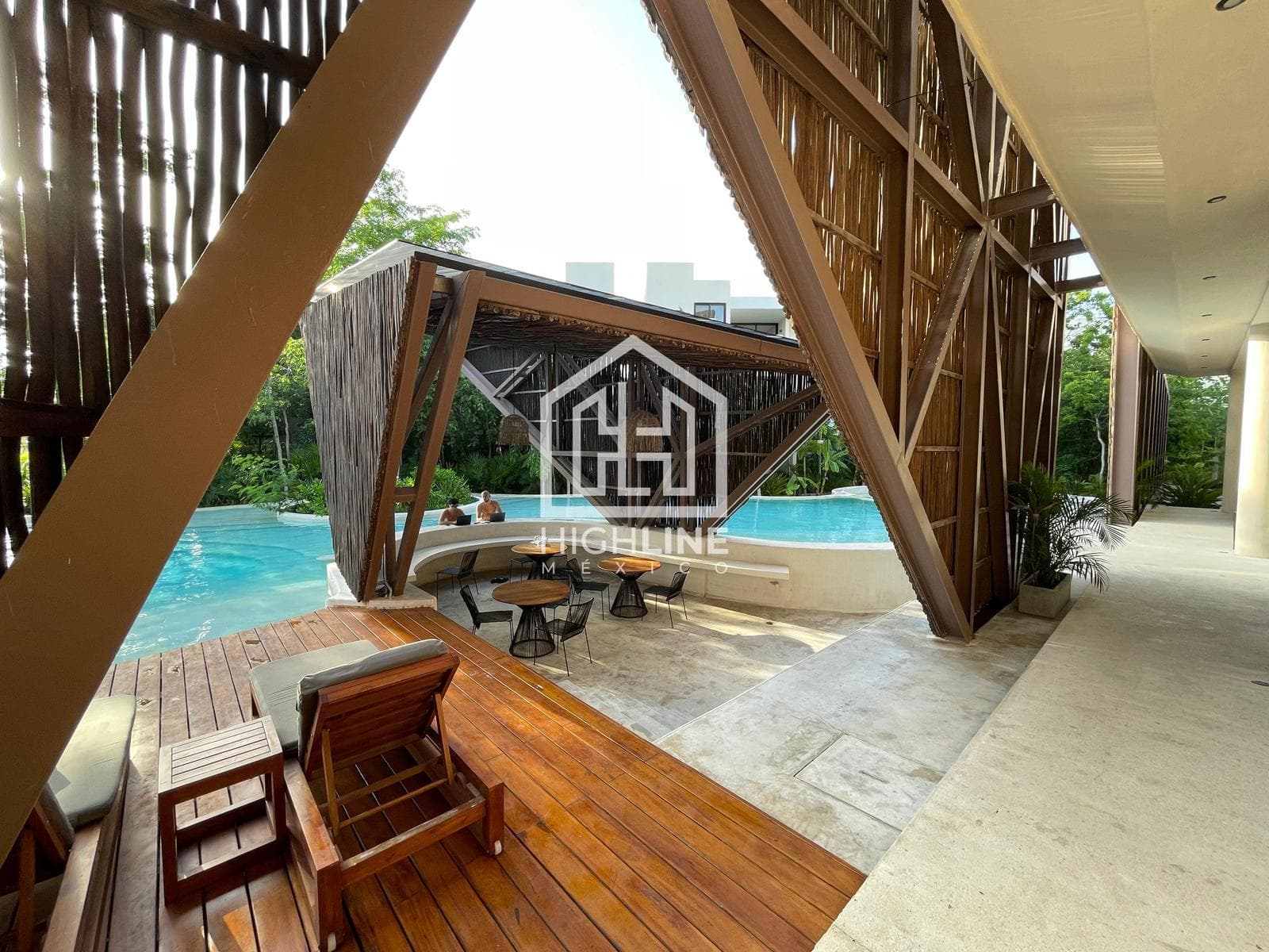 For sale: 1-bedroom apartment in Tulum with a pool, lobby, 24/7 front desk, and pet-friendly policy