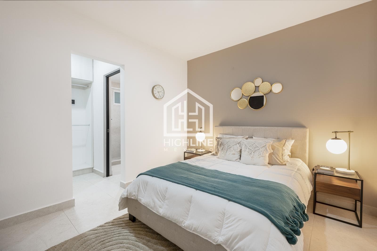 3-Bedroom Apartment in Playa del Carmen, 10 Minutes from the Beach | Pet-Friendly | Accepts Credit Cards