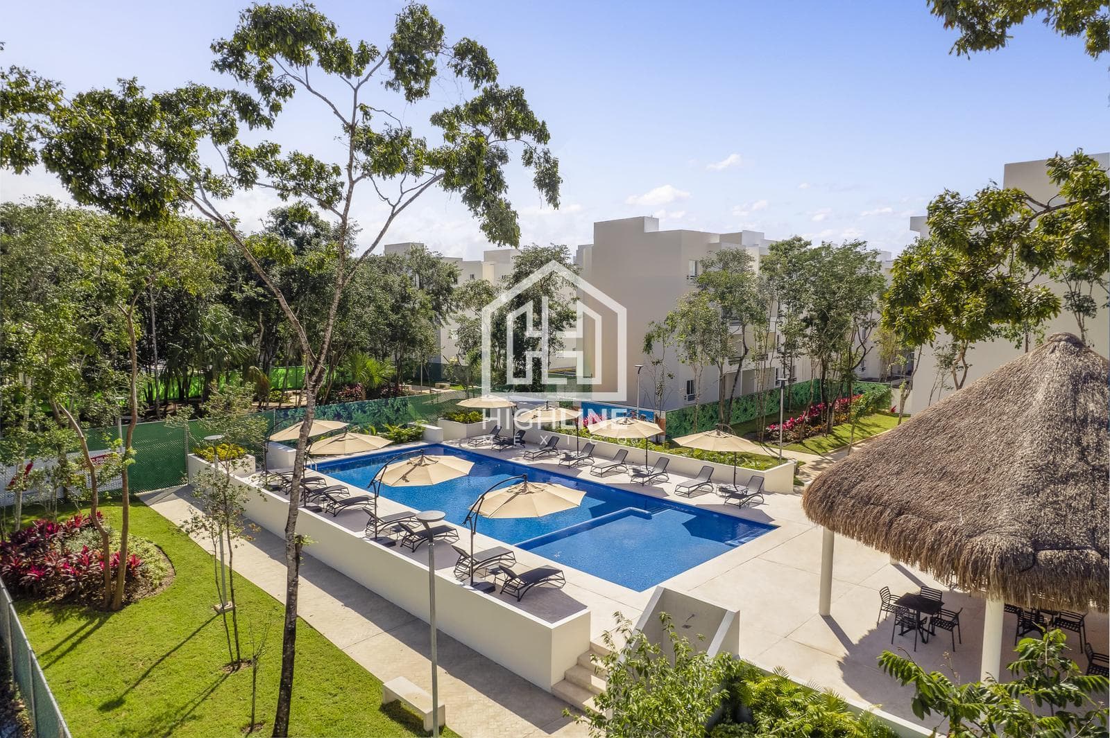 3-Bedroom Apartment in Playa del Carmen, 10 Minutes from the Beach | Pet-Friendly | Accepts Credit Cards