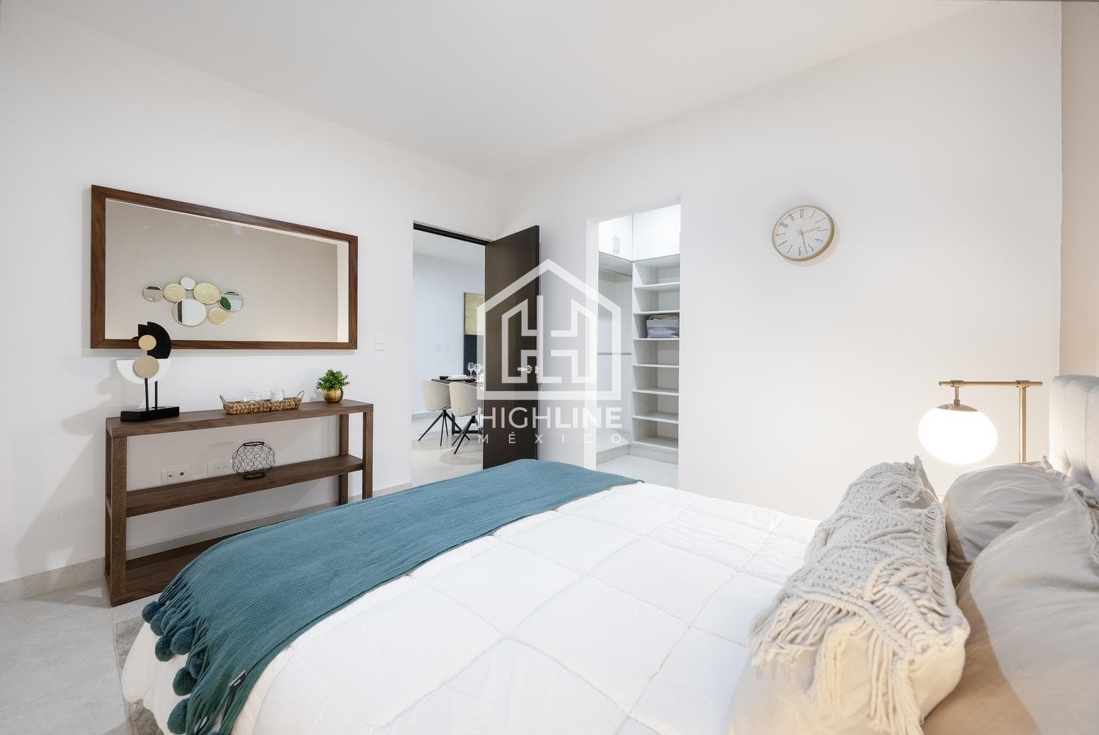 3-Bedroom Apartment in Playa del Carmen, 10 Minutes from the Beach | Pet-Friendly | Accepts Credit Cards