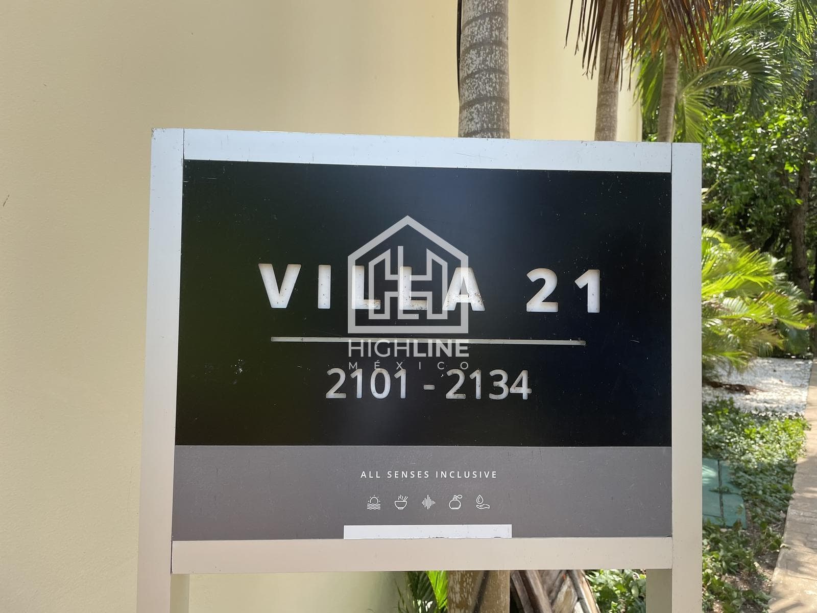 Apartment FOR SALE in an all-inclusive beachfront hotel