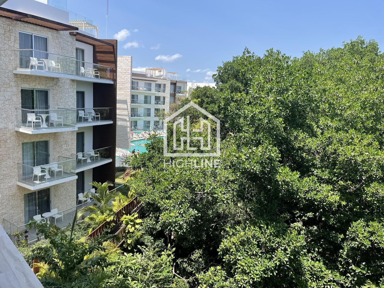 Apartment FOR SALE in an all-inclusive beachfront hotel