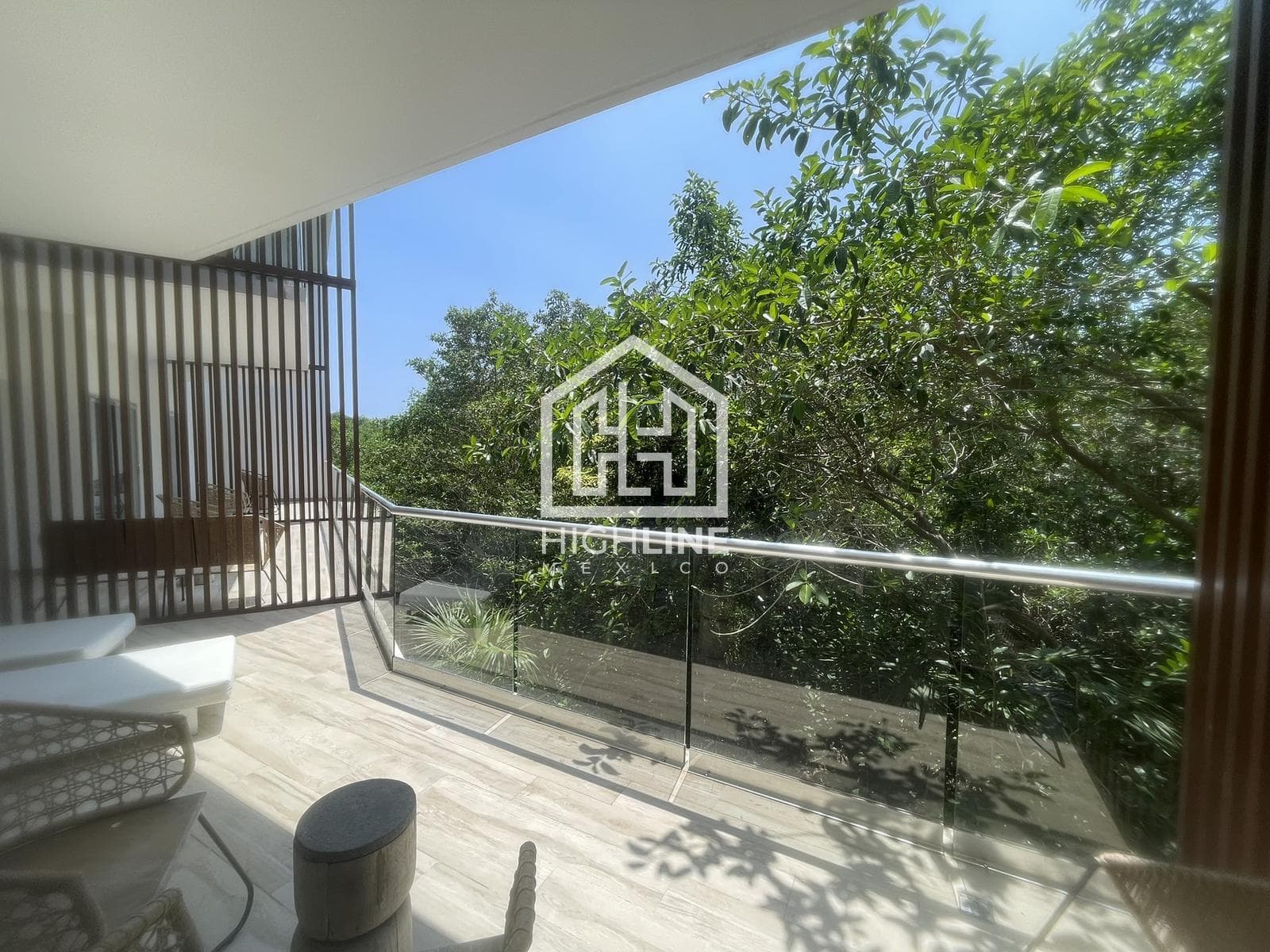 Apartment FOR SALE in an all-inclusive beachfront hotel