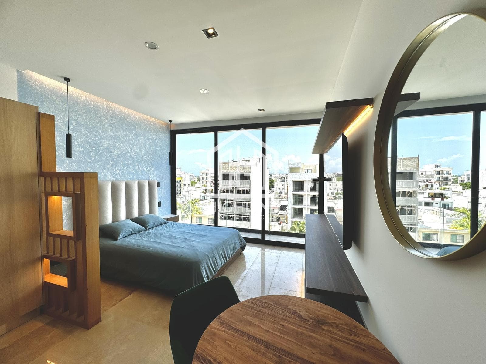STUDIO APARTMENT / FOR SALE / FURNISHED / 4 CALLES DEL MAR / CAPITAL GAINS
