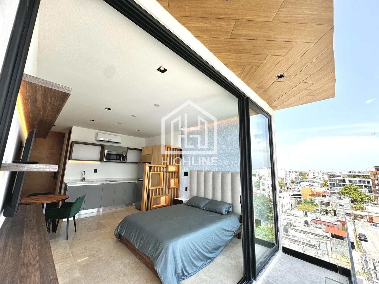 STUDIO APARTMENT / FOR SALE / FURNISHED / 4 CALLES DEL MAR / CAPITAL GAINS