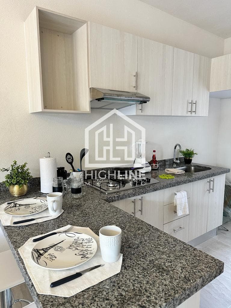 Apartment for Sale, Playa del Carmen: 2 Bedrooms with Pool