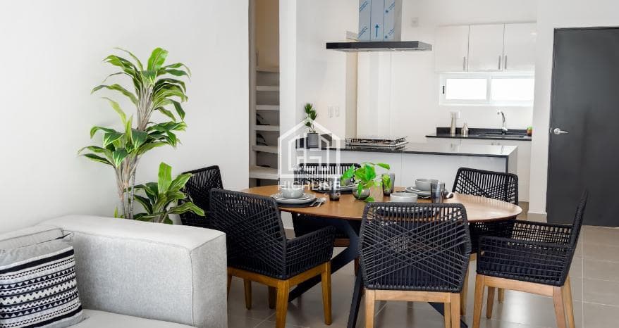 APARTMENT IN PLAYA DEL CARMEN, 2 BEDROOMS FOR SALE, SWIMMING POOL, 10 MINUTES FROM THE BEACH