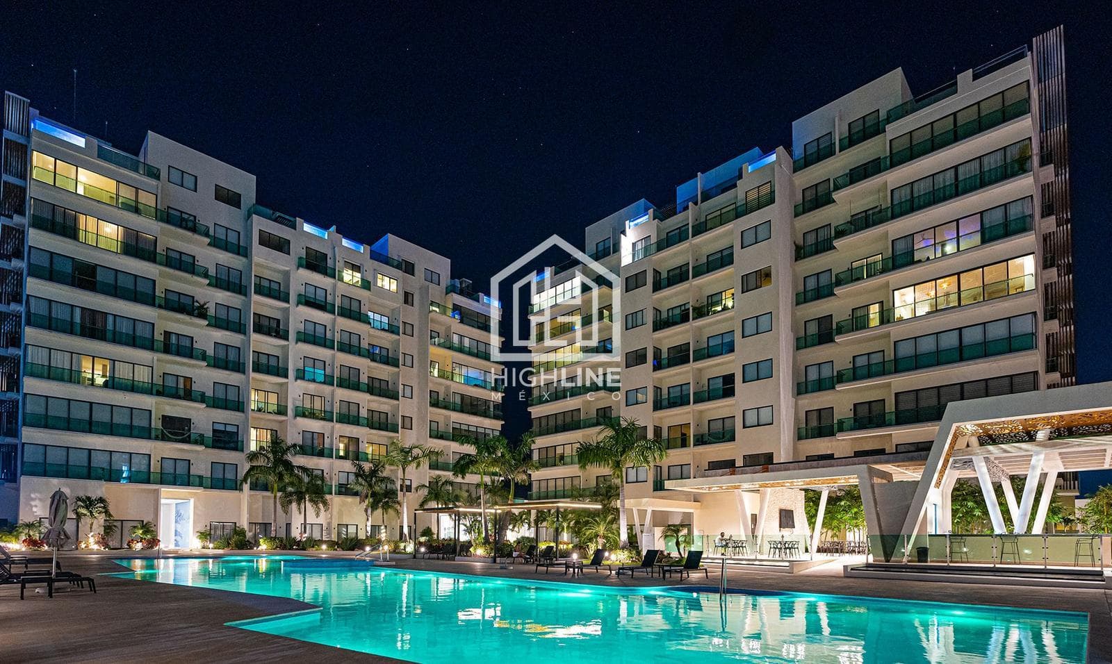 APARTMENT FOR SALE IN PLAYA DEL CARMEN: 3 BEDROOMS WITH SPA, GYM, AND POOL