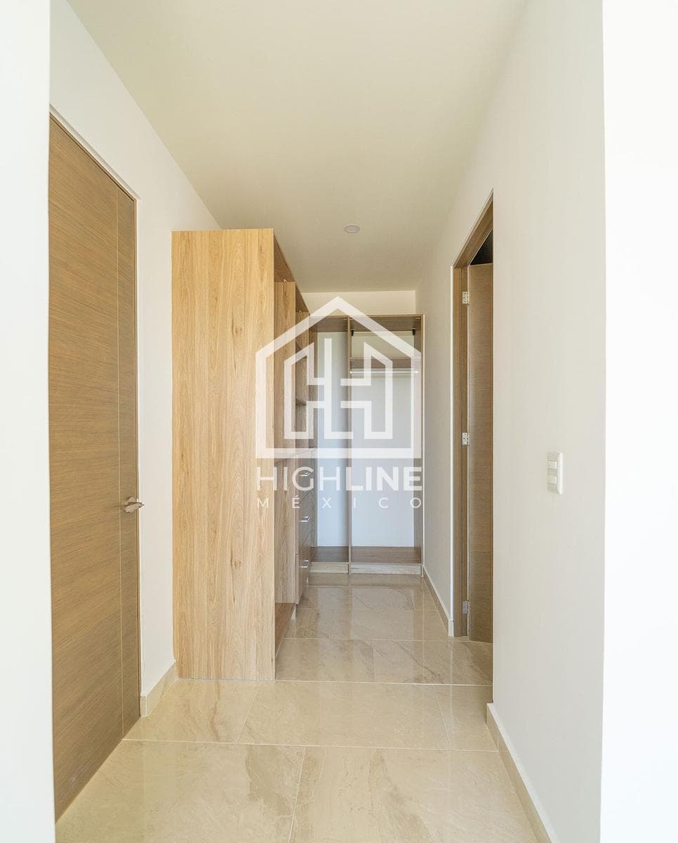 APARTMENT FOR SALE IN PLAYA DEL CARMEN: 3 BEDROOMS WITH SPA, GYM, AND POOL